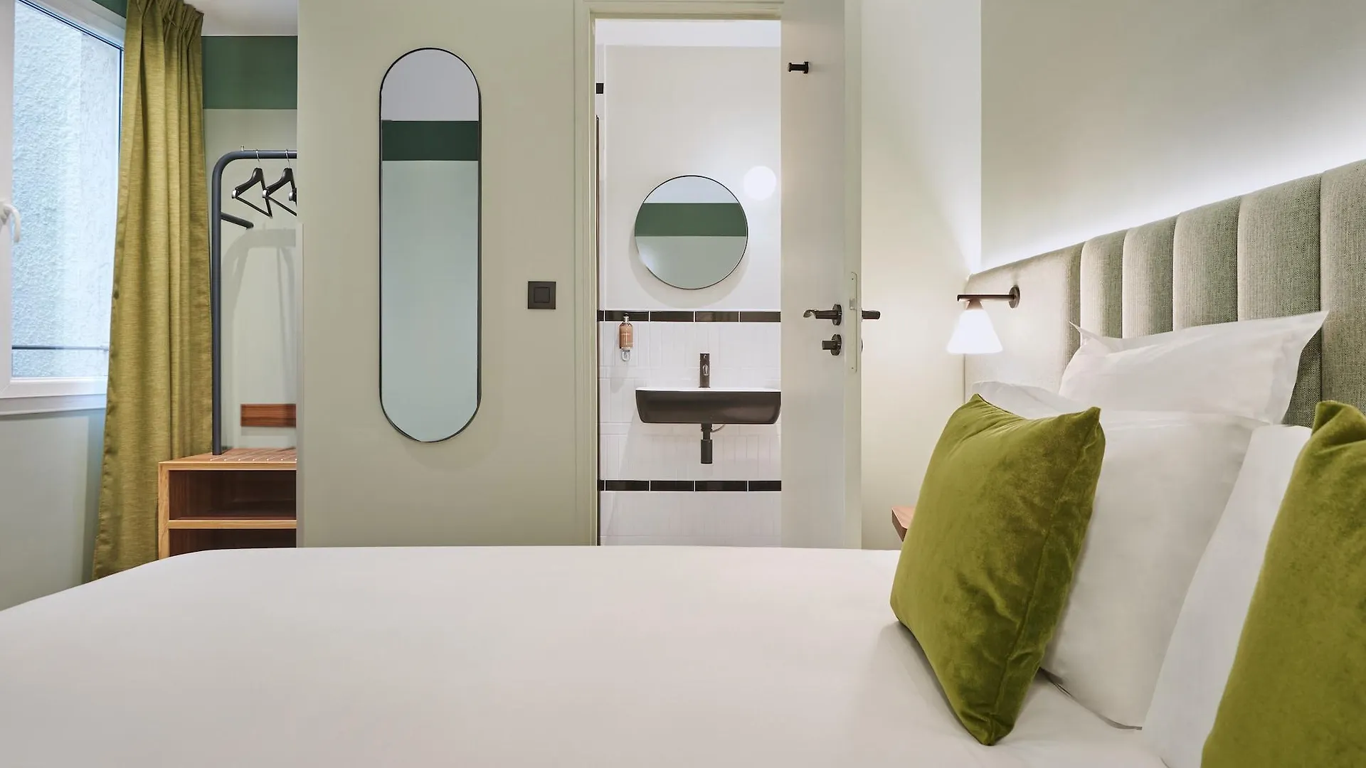 10 Opera By Happyculture Hotel